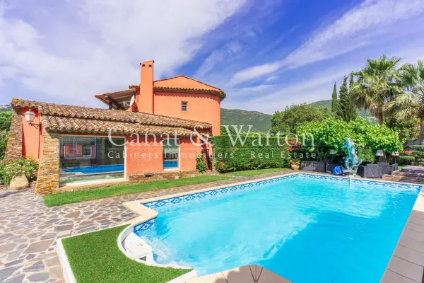 Cavalaire-sur-Mer 83240 – Vente maison/villa 7&nbsp;pièces 5&nbsp;chambres