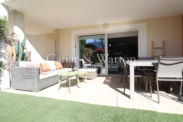 Cavalaire-sur-Mer 83240 – Vente appartement 3&nbsp;pièces 2&nbsp;chambres