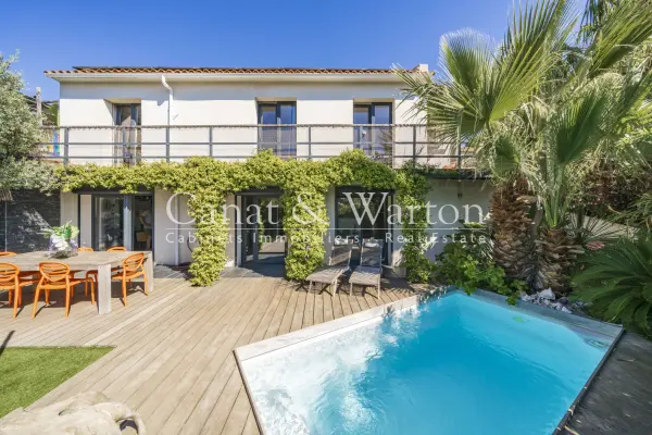 Cavalaire-sur-Mer 83240 – Vente maison/villa 6&nbsp;pièces 5&nbsp;chambres