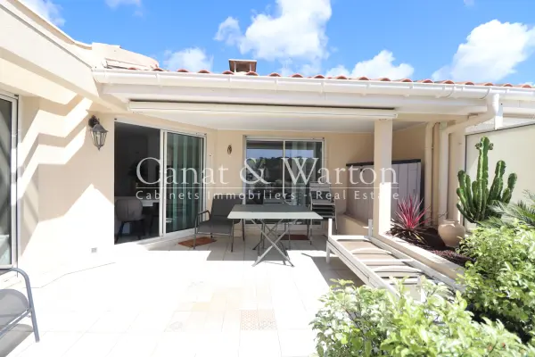Cavalaire-sur-Mer 83240 – Vente appartement 5&nbsp;pièces 4&nbsp;chambres
