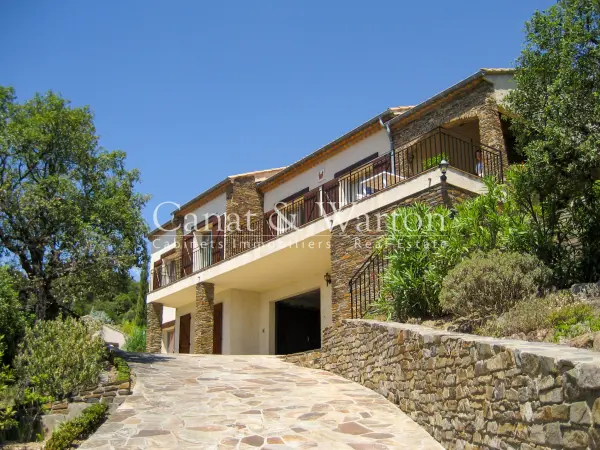 Cavalaire-sur-Mer 83240 – Vente maison/villa 7&nbsp;pièces 6&nbsp;chambres