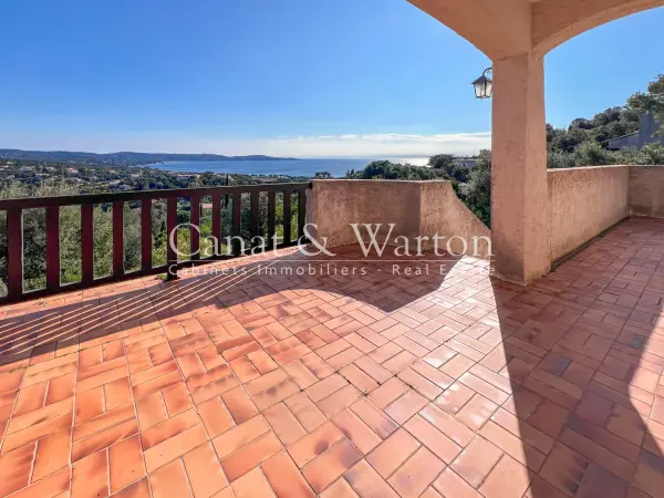 Cavalaire-sur-Mer 83240 – Vente maison/villa 7&nbsp;pièces 5&nbsp;chambres