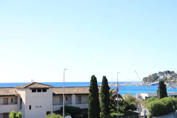 Cavalaire-sur-Mer 83240 – Vente appartement 4&nbsp;pièces 3&nbsp;chambres