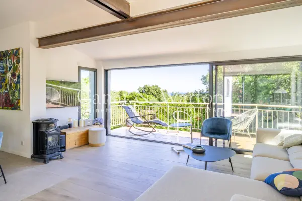 Cavalaire-sur-Mer 83240 – Vente maison/villa 5&nbsp;pièces 4&nbsp;chambres