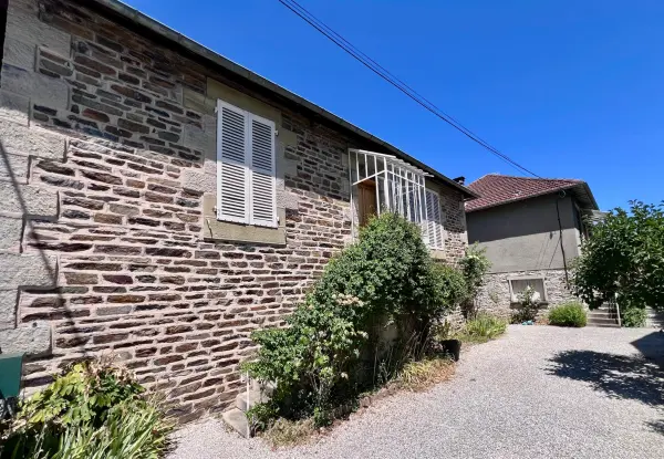 Brive-la-Gaillarde 19100 – Vente maison/villa 9&nbsp;pièces 4&nbsp;chambres