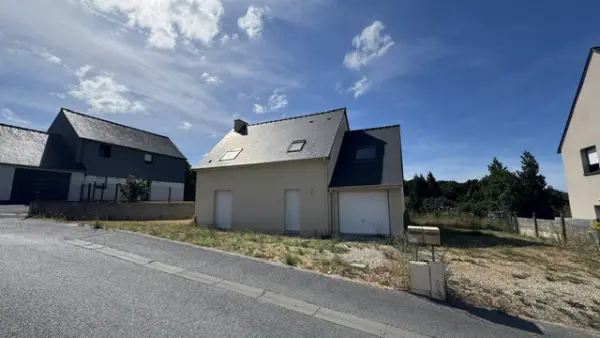 Dinan 22100 – Location maison/villa 5&nbsp;pièces 4&nbsp;chambres