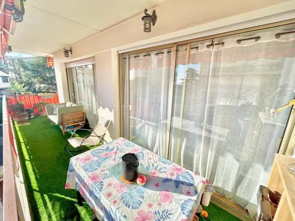 Nice 06100 – Vente appartement 4&nbsp;pièces 3&nbsp;chambres