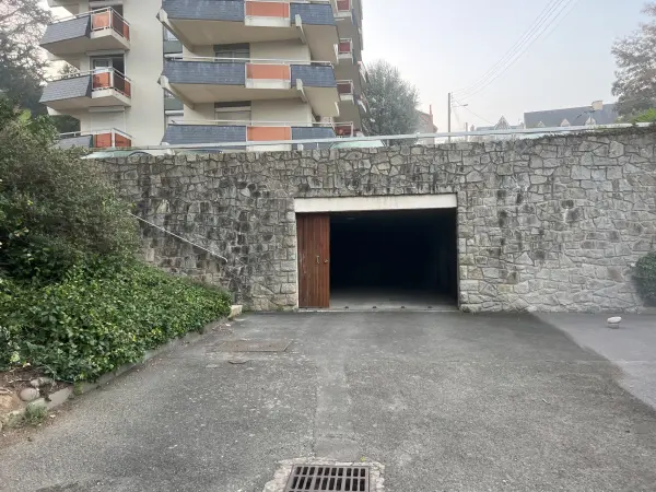 Pléneuf-Val-André 22370 – Vente parking/box