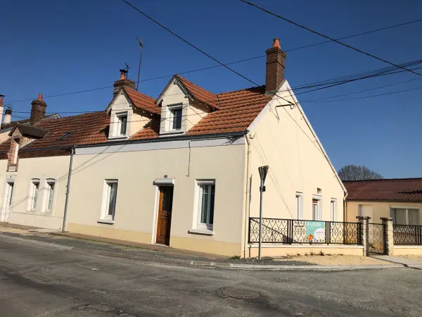 AUBIGNY SUR NERE 18700 – Location maison/villa 4&nbsp;pièces 3&nbsp;chambres