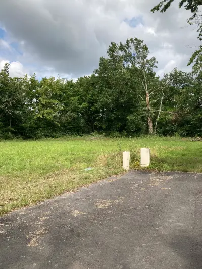 SURY ES BOIS 18260 – Vente terrain