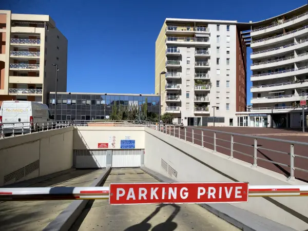 Perpignan 66000 – Location parking/box