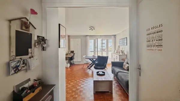 Neauphle-le-Château 78640 – Vente appartement 3&nbsp;pièces 2&nbsp;chambres