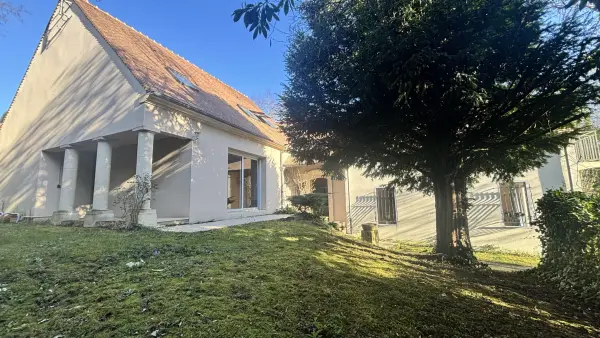 Jouars-Pontchartrain 78760 – Vente maison/villa 8&nbsp;pièces 5&nbsp;chambres