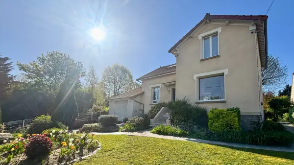 Neauphle-le-Château 78640 – Vente maison/villa 5&nbsp;pièces 3&nbsp;chambres