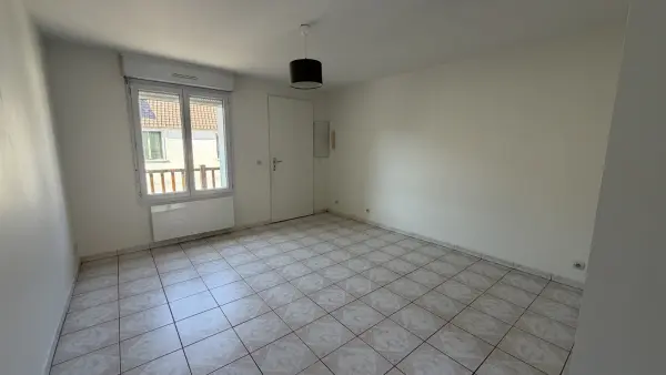 Neauphle-le-Château 78640 – Location appartement 2&nbsp;pièces 1&nbsp;chambre