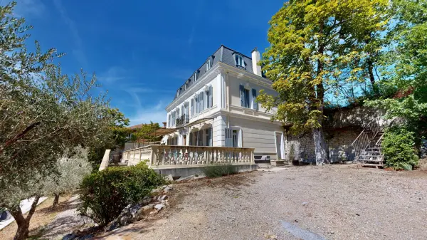 Gréoux-les-Bains 04800 – Vente de prestige maison/villa 12&nbsp;pièces 8&nbsp;chambres