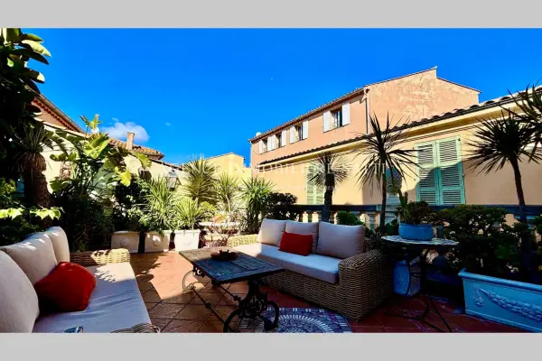 Saint-Tropez 83990 – Location maison/villa 3&nbsp;chambres