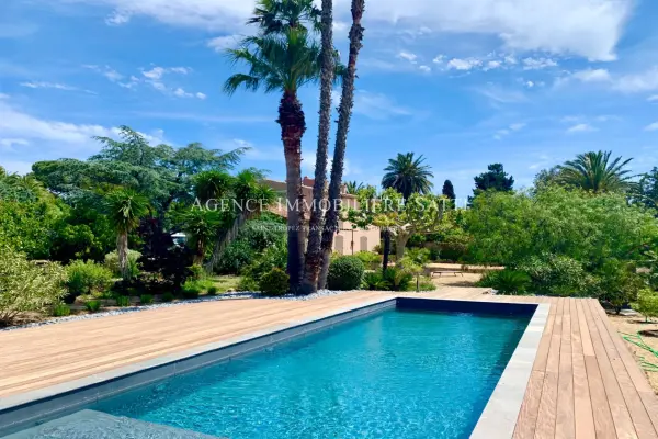 Saint-Tropez 83990 – Location maison/villa 6&nbsp;chambres