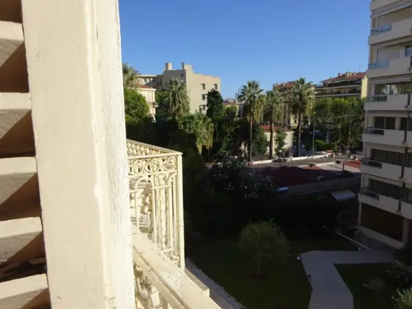 Menton 06500 – Vente appartement 2&nbsp;pièces 2&nbsp;chambres
