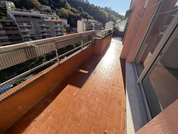 Menton 06500 – Vente appartement 3&nbsp;pièces 2&nbsp;chambres