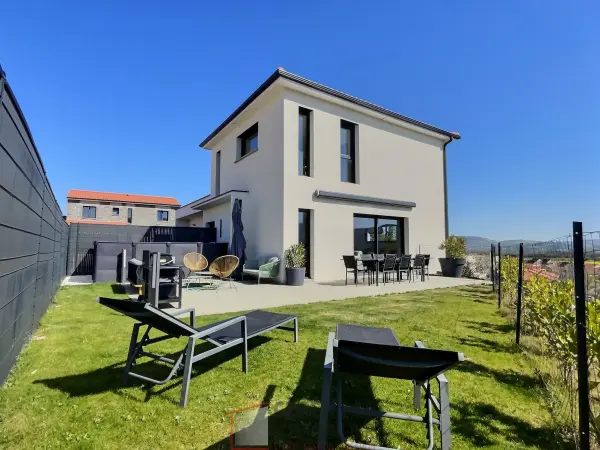 Le Cendre 63670 – Vente maison/villa 5&nbsp;pièces 3&nbsp;chambres