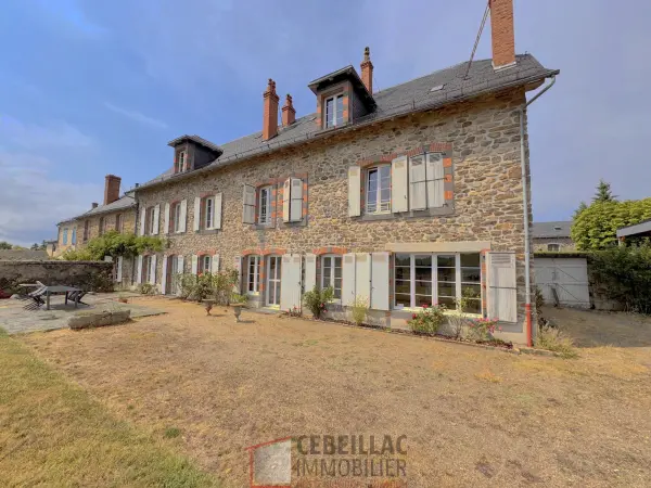 Ruynes-en-Margeride 15320 – Vente maison/villa 11&nbsp;pièces 4&nbsp;chambres