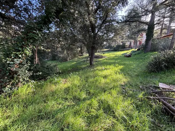 AUBAGNE 13400 – Vente terrain