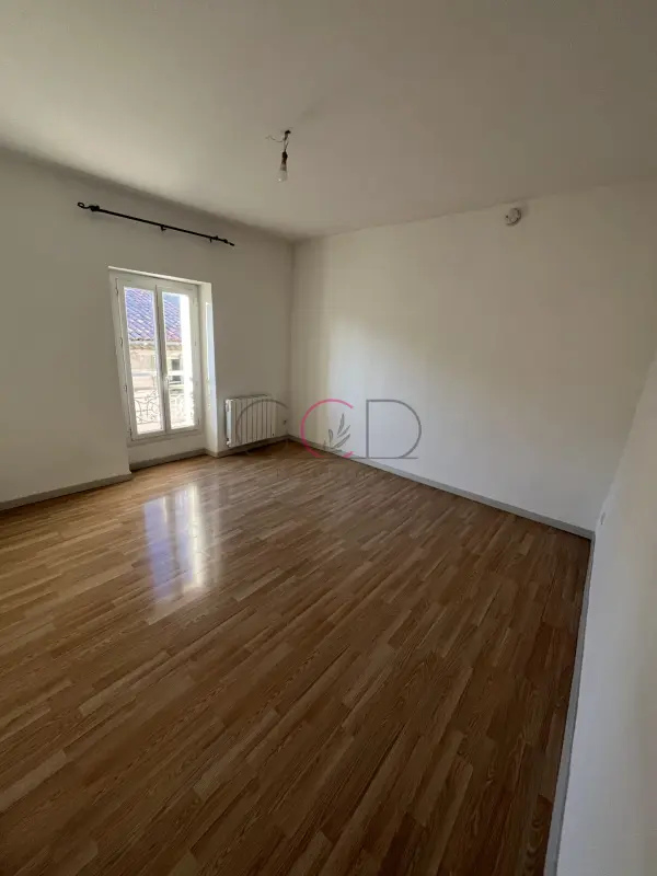 La Tour-d&rsquo;Aigues 84240 – Location appartement 1&nbsp;pièce