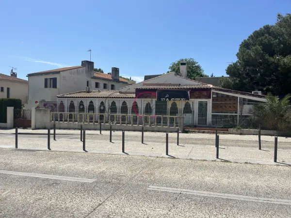Aix-en-Provence 13100 – Vente local