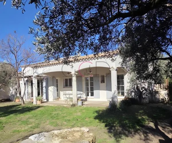 La Fare-les-Oliviers 13580 – Vente maison/villa 6&nbsp;pièces 4&nbsp;chambres