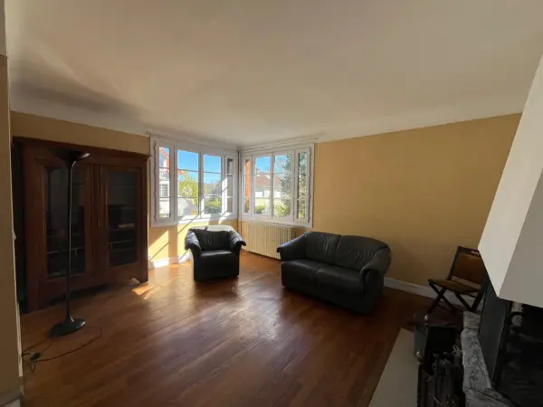 Bures-sur-Yvette 91440 – Location maison/villa 6&nbsp;pièces 4&nbsp;chambres
