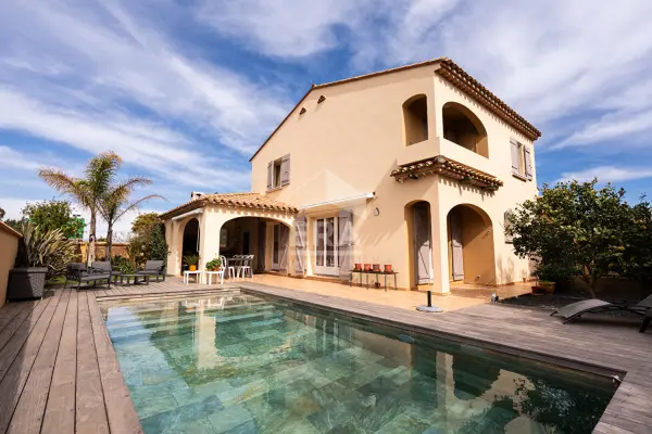 Alenya 66200 – Vente maison/villa 8&nbsp;pièces 6&nbsp;chambres