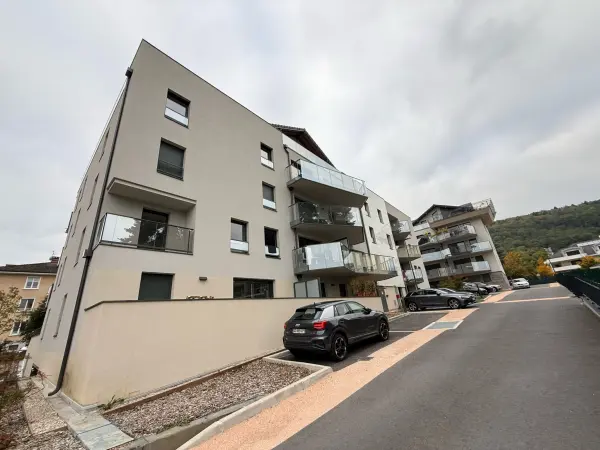 Divonne-les-Bains 01220 – Location appartement 2&nbsp;pièces 1&nbsp;chambre