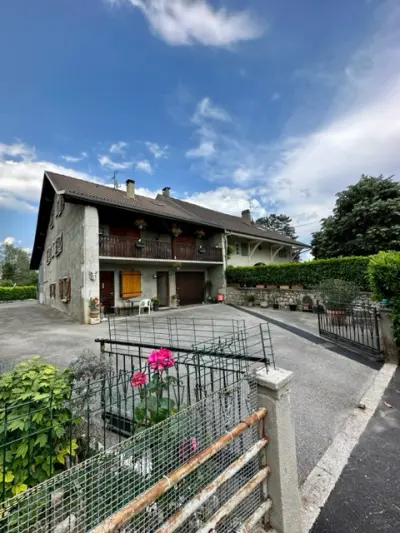 Saint-Genis-Pouilly 01630 – Vente maison/villa 6&nbsp;pièces 3&nbsp;chambres
