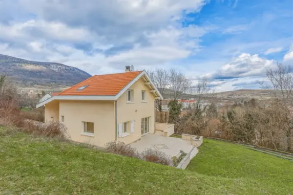 Gex 01170 – Vente maison/villa 8&nbsp;pièces 6&nbsp;chambres