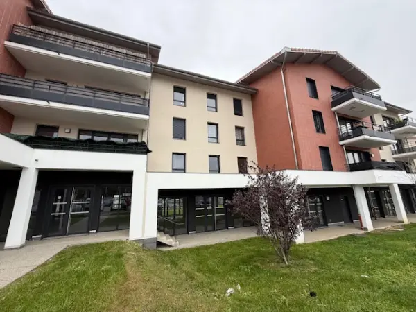 Cessy 01170 – Vente local