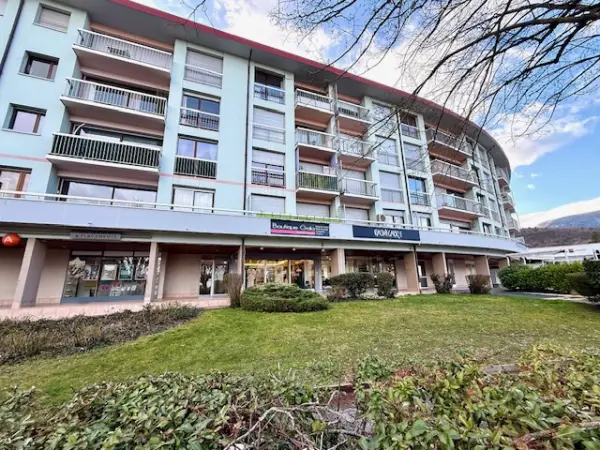 Divonne-les-Bains 01220 – Vente local