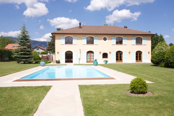 Échenevex 01170 – Vente maison/villa 11&nbsp;pièces 8&nbsp;chambres