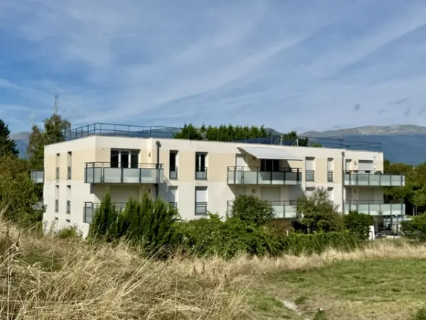 Ferney-Voltaire 01210 – Vente appartement 3&nbsp;pièces 2&nbsp;chambres
