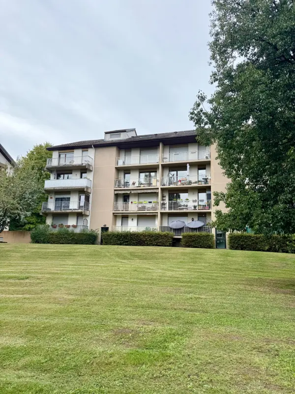Divonne-les-Bains 01220 – Vente appartement 8&nbsp;pièces 7&nbsp;chambres