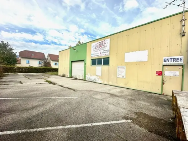 Ornex 01210 – Vente local