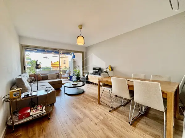 CAGNES SUR MER 06800 – Vente appartement 2&nbsp;pièces 1&nbsp;chambre