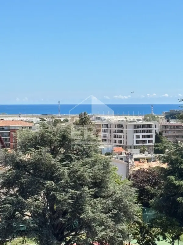 SAINT LAURENT DU VAR 06700 – Vente appartement 2&nbsp;pièces 1&nbsp;chambre