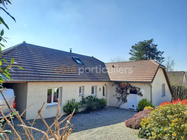 Dole 39100 – Vente maison/villa 5&nbsp;pièces 3&nbsp;chambres