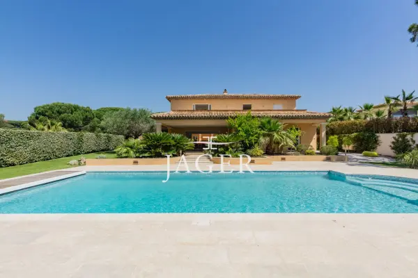 Sainte-Maxime 83120 – Vente maison/villa 9&nbsp;pièces 5&nbsp;chambres