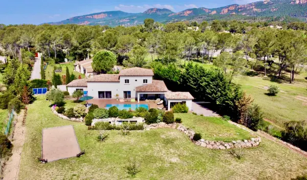 Puget-sur-Argens 83480 – Vente maison/villa 6&nbsp;pièces 4&nbsp;chambres