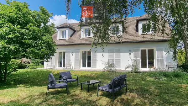 Chantilly 60500 – Vente maison/villa 9&nbsp;pièces 6&nbsp;chambres