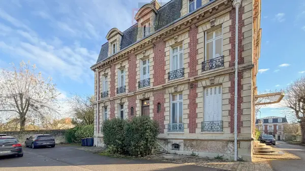 Senlis 60300 – Vente appartement 5&nbsp;pièces 3&nbsp;chambres