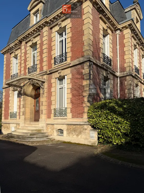 Senlis 60300 – Vente appartement 5&nbsp;pièces 3&nbsp;chambres
