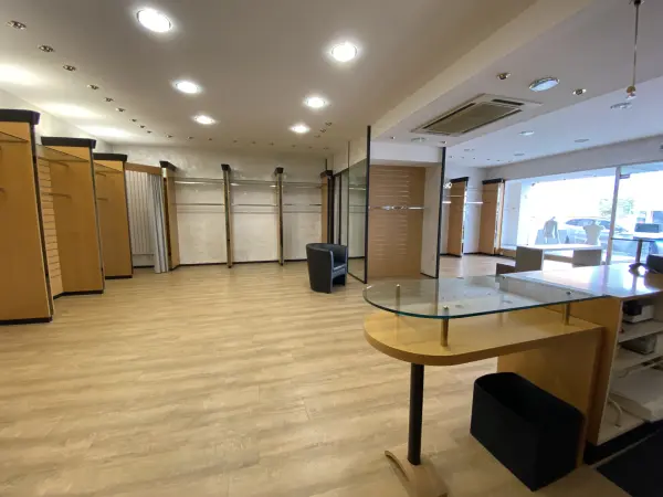 Creutzwald 57150 – Location local